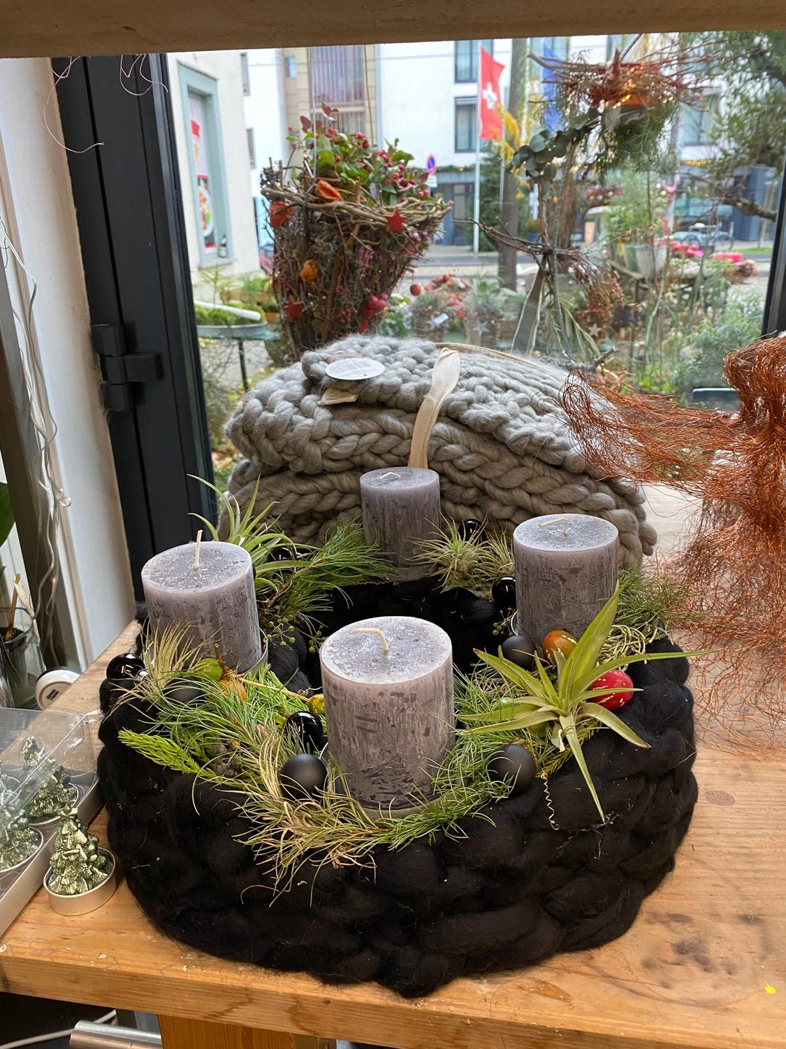 Tetta Knoll - Blumenhandwerk - Weihnachtsfloristik!