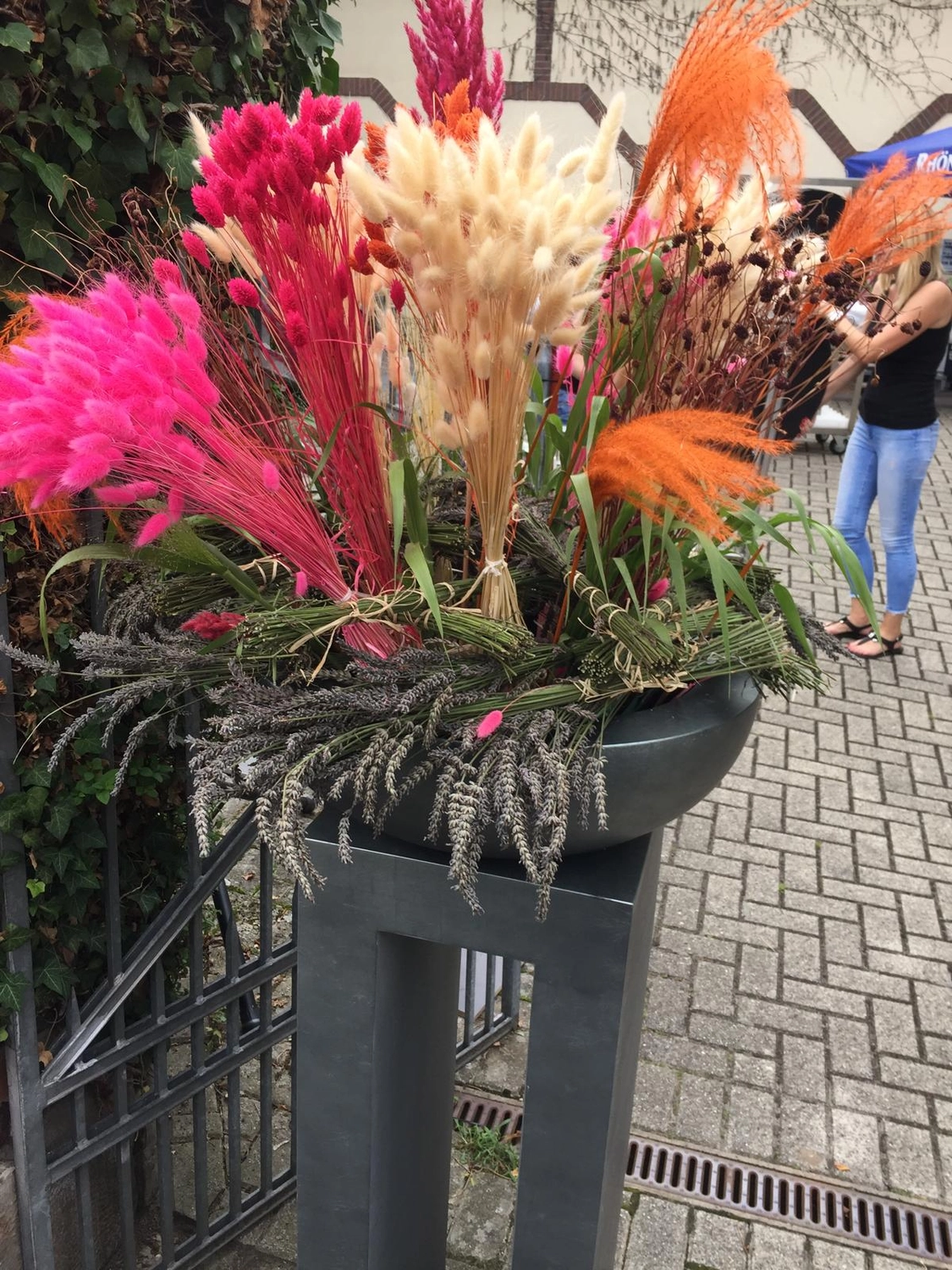 Tetta Knoll - Blumenhandwerk - Eventfloristik