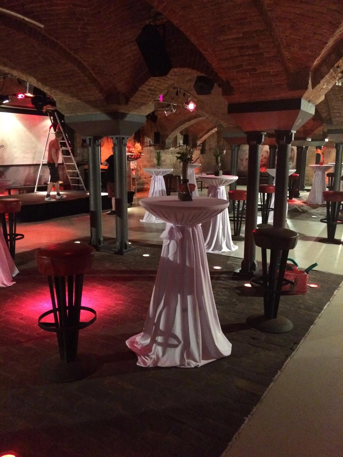 Tetta Knoll - Blumenhandwerk - Eventfloristik