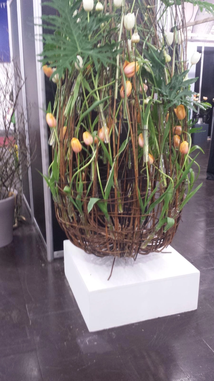 Tetta Knoll - Blumenhandwerk - Eventfloristik